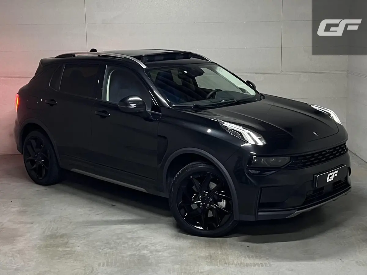 1.5 Plug-in Black Edition Sfeerver. CarPlay 360°