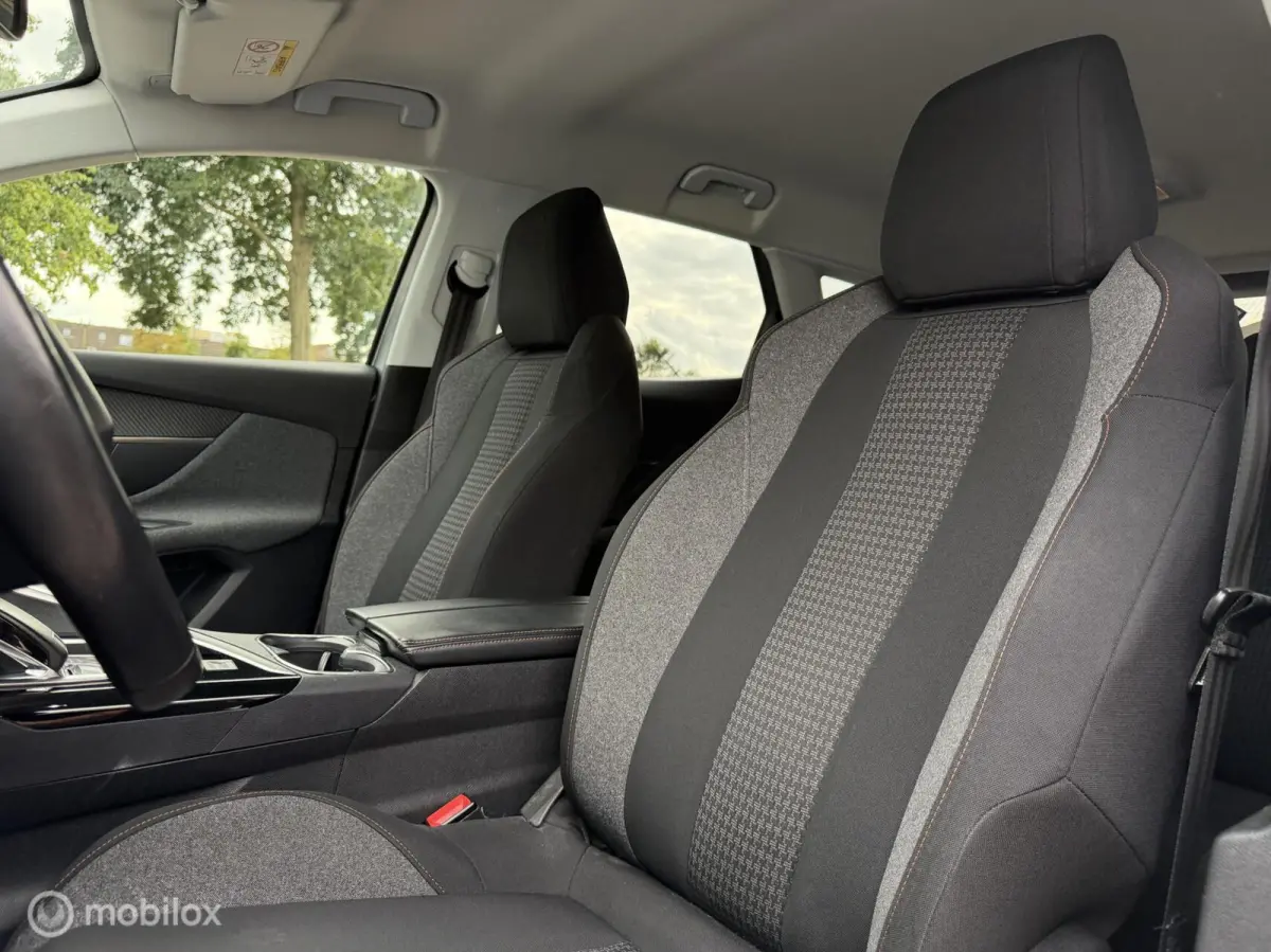 1.2 PureTech Active|Automaat|DB Riem v.v|Carplay|