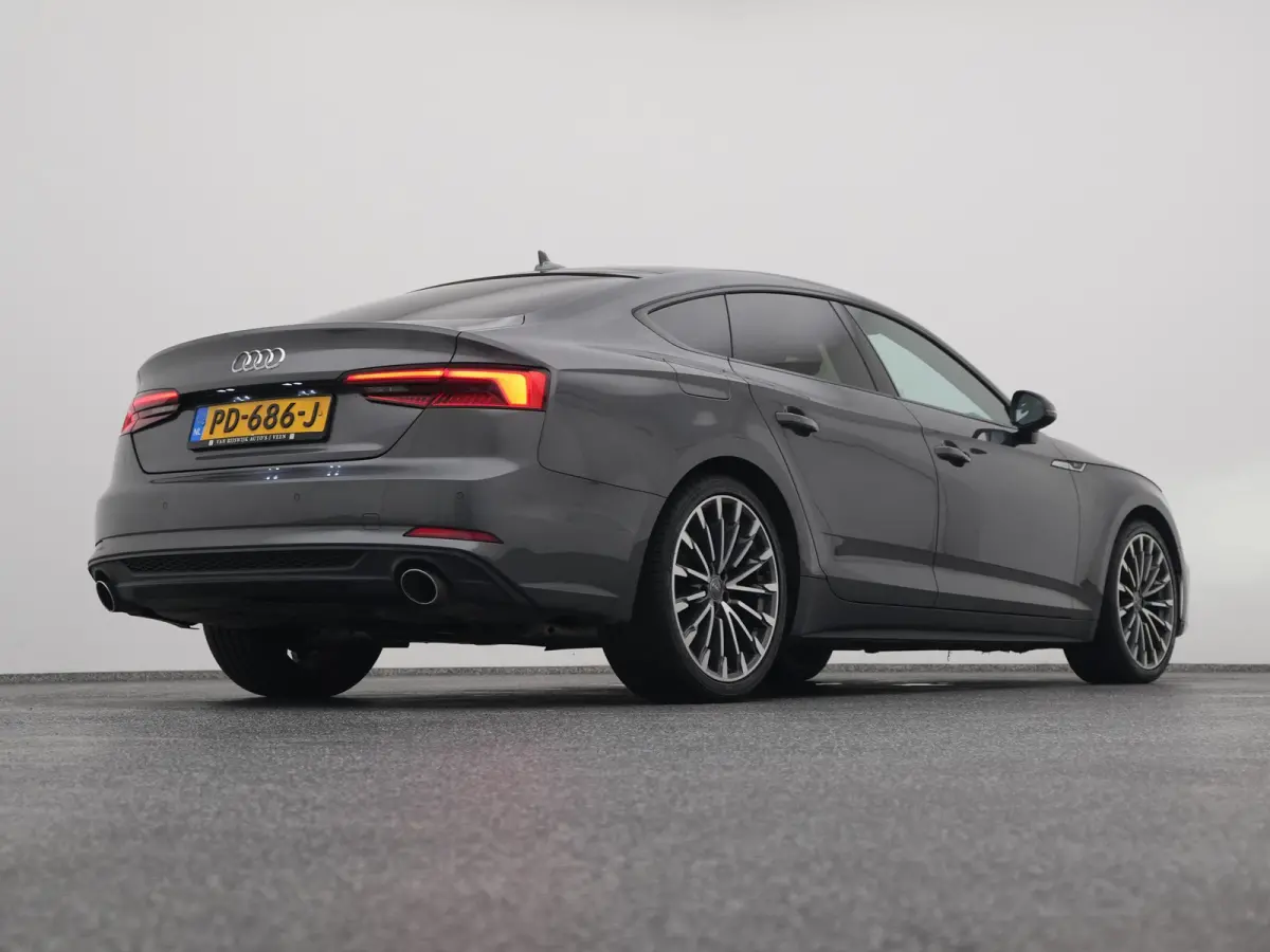 2.0 TFSi Launch Edition S-line | CARPLAY | KEYLESS | SFEERVERL.