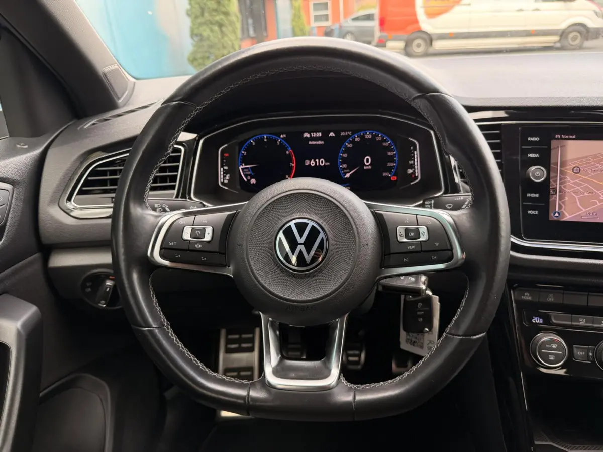 1.5 TSI Sport+ Black Edition | CAM | ADAPT.CRUISE | CARPLAY | NAV | PDC | LED | DIGI.DASH | SPORTSTOELEN | 18" LMV