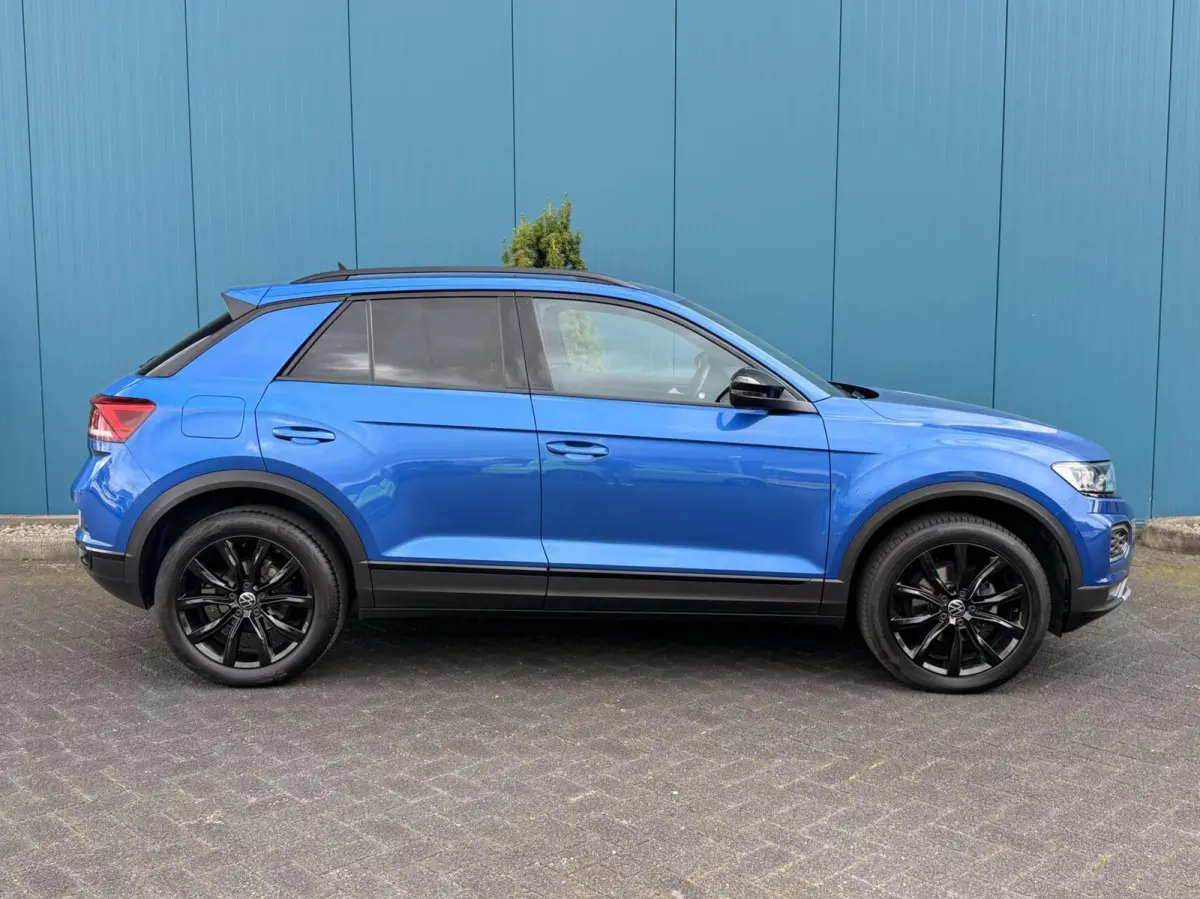 1.5 TSI Sport+ Black Edition | CAM | ADAPT.CRUISE | CARPLAY | NAV | PDC | LED | DIGI.DASH | SPORTSTOELEN | 18" LMV
