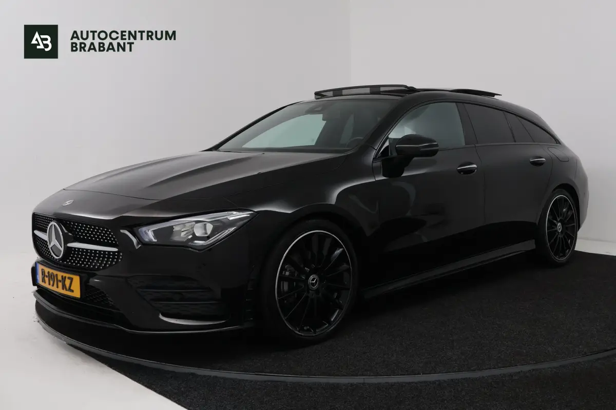 180 AMG Line (PANORAMADAK, SFEERVERLICHTING, STOELVERWARMING, CAMERA)