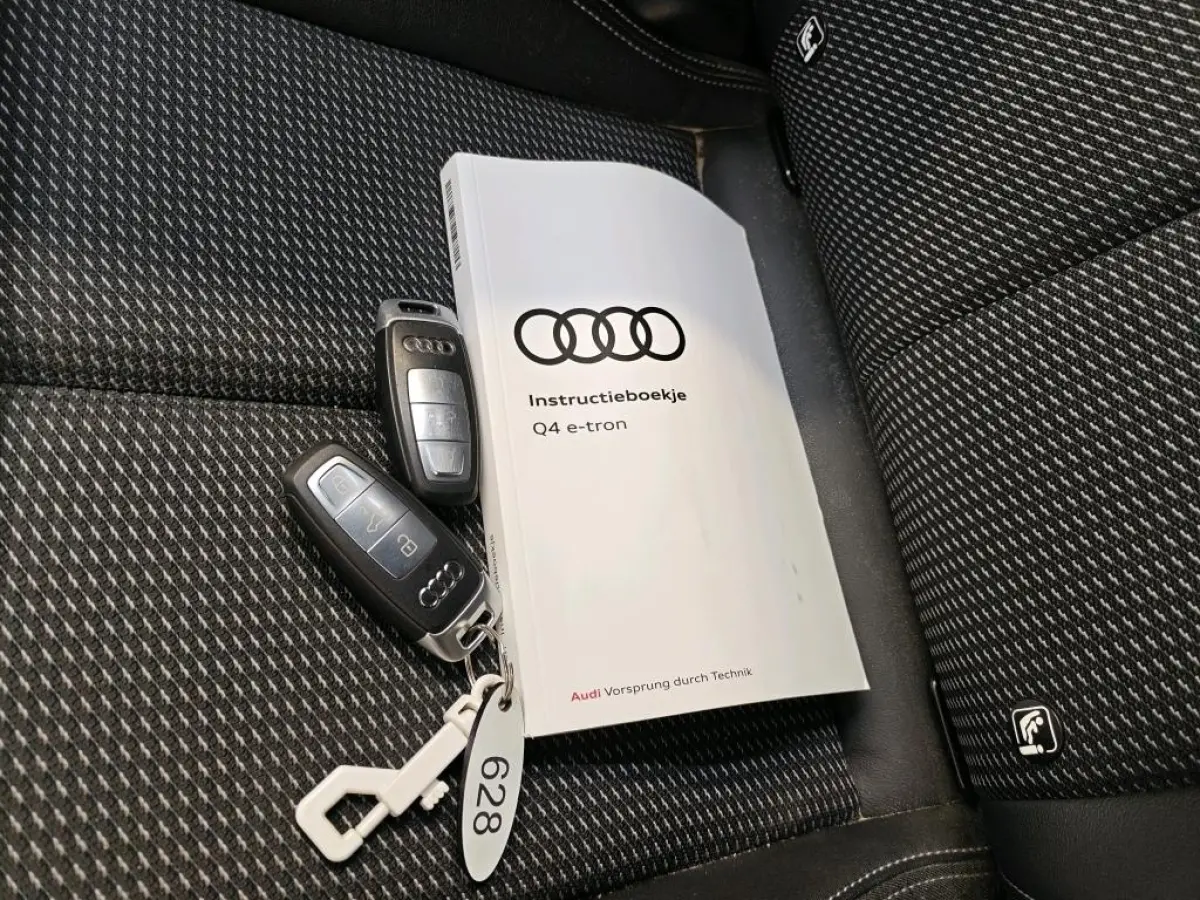 40 L ed S Com 77 kWh | 92,92% SOH | Sonos | Camera | Adap. Cruise | Matrix