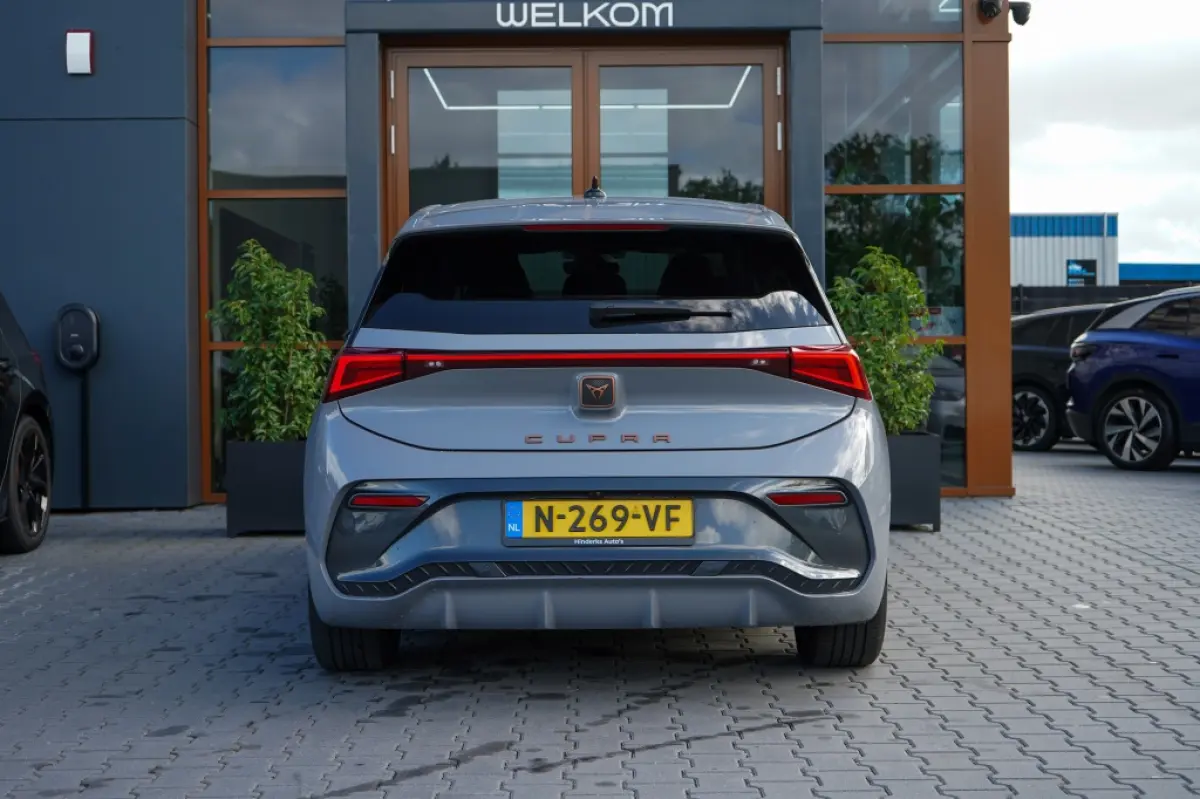 Adr. One 62 kWh | 91,47% SOH | Led | Camera | Keyless | Stoelverwarming