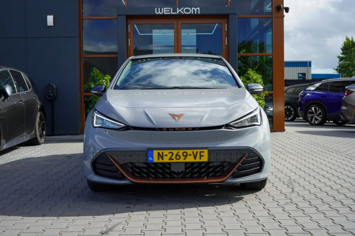 Adr. One 62 kWh | 91,47% SOH | Led | Camera | Keyless | Stoelverwarming