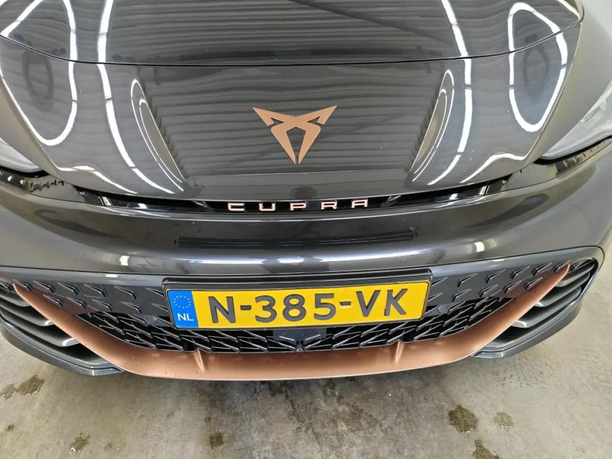 Adr. One 62 kWh | 90,69% SOH | Led | Camera | Keyless | Stoelverwarming