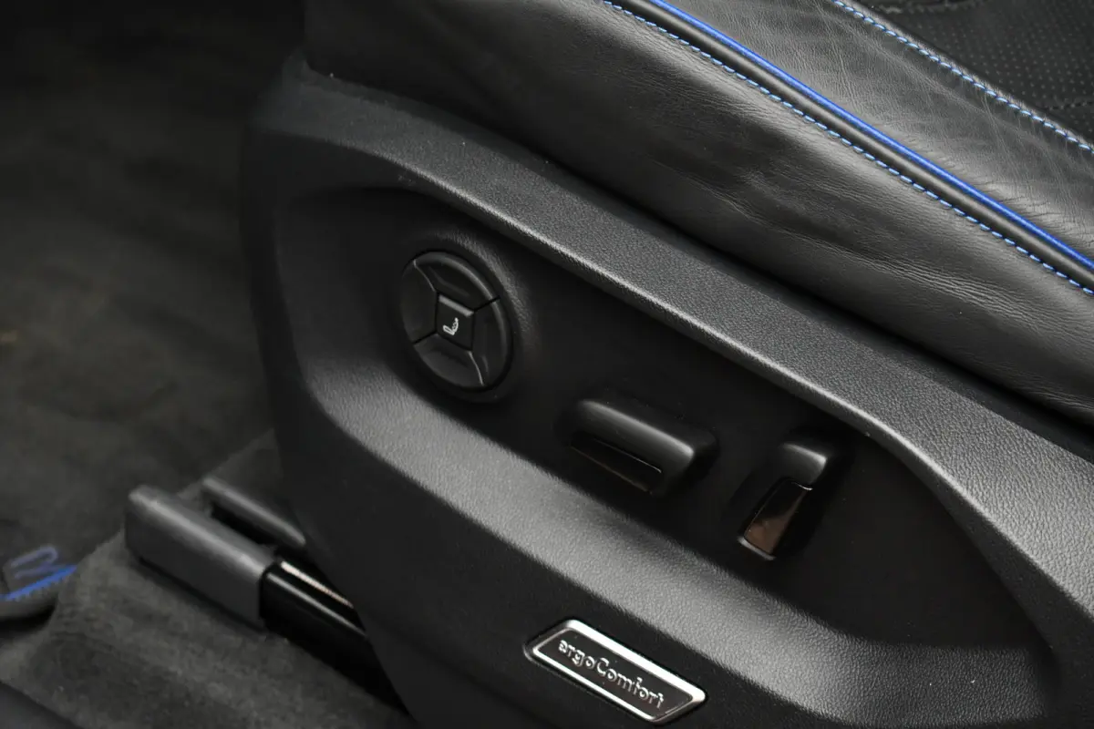3.0 TSi eHybrid 4M R Trekh DynAudio Stoel-koel Massage HUD 360