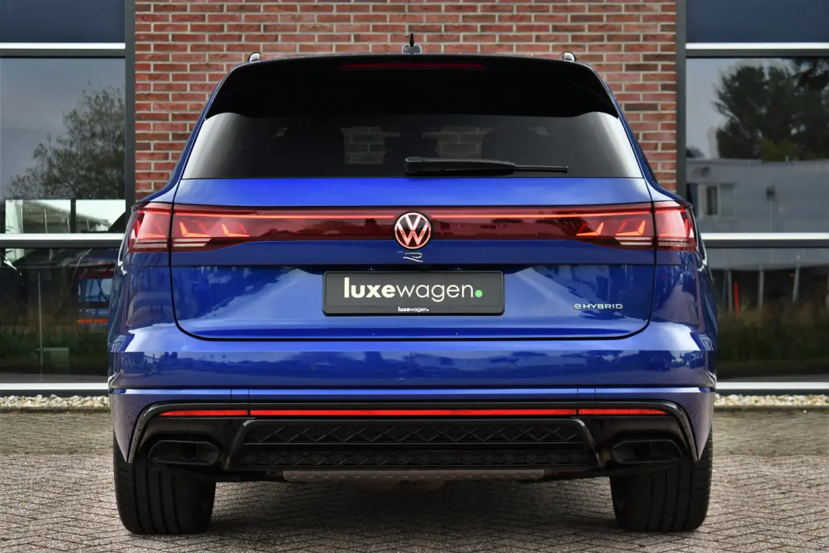 3.0 TSi eHybrid 4M R Trekh DynAudio Stoel-koel Massage HUD 360