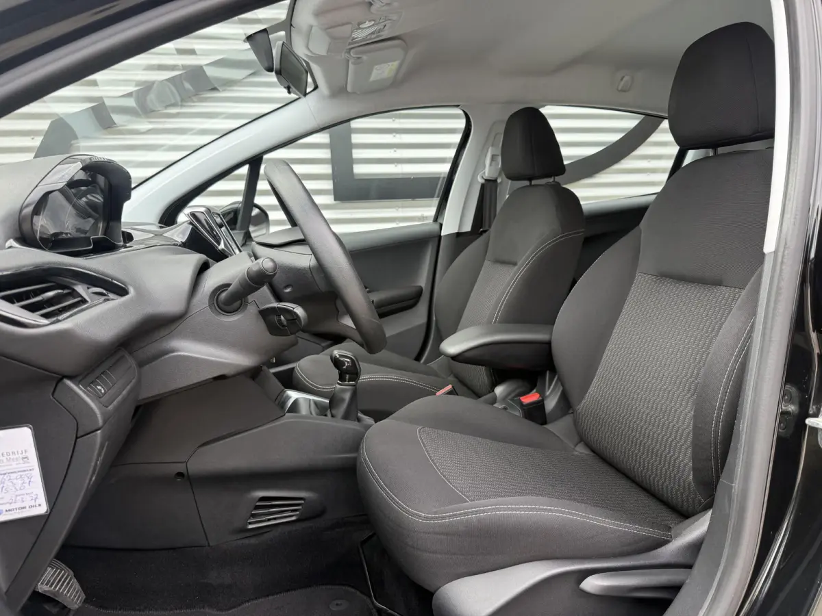 1.2 PureTech Blue Lion Navi|Airco|Cruise|Carplay|Elek ramen|Lm velgen|N.A.P|APK tot 03-2027