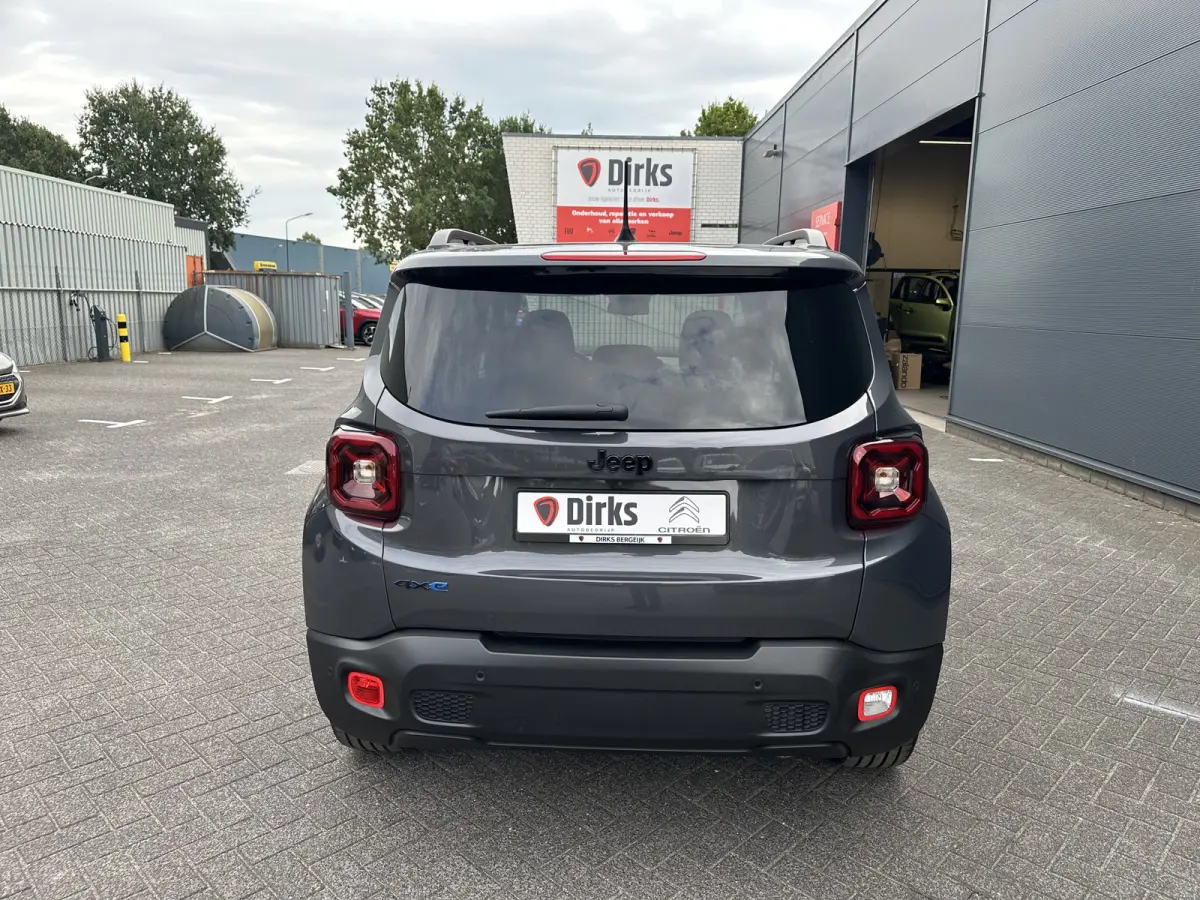 4xe 240PK Plug-in Hybrid The North Star (Elektrisch Schuifdak - Navigatie - Adaptieve Cruise Controle - LED - Automatische Airco 4WD - Camera - Stuur & Stoel verwarming)