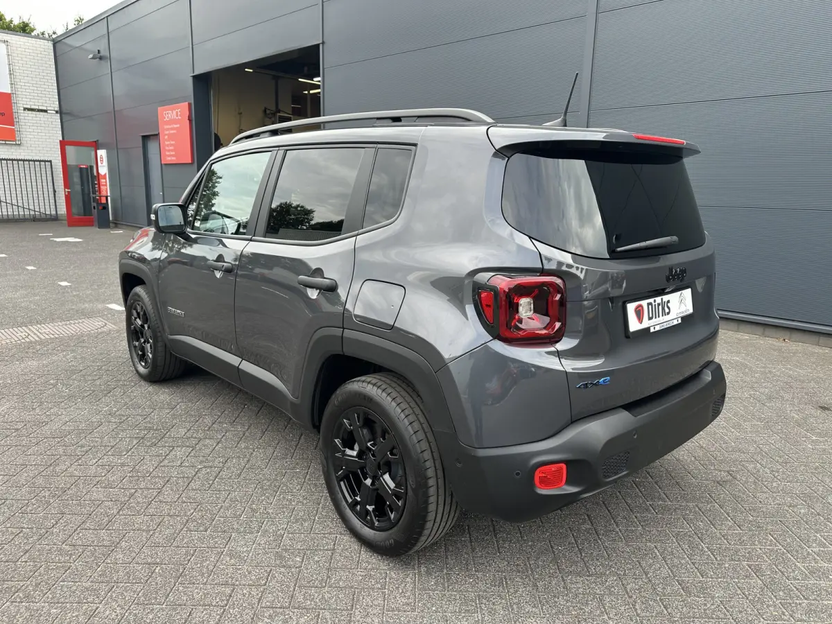 4xe 240PK Plug-in Hybrid The North Star (Elektrisch Schuifdak - Navigatie - Adaptieve Cruise Controle - LED - Automatische Airco 4WD - Camera - Stuur & Stoel verwarming)