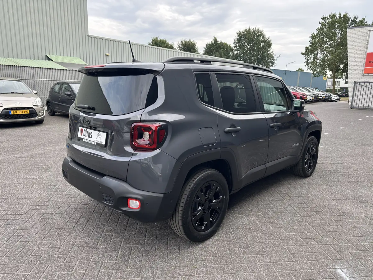 4xe 240PK Plug-in Hybrid The North Star (Elektrisch Schuifdak - Navigatie - Adaptieve Cruise Controle - LED - Automatische Airco 4WD - Camera - Stuur & Stoel verwarming)