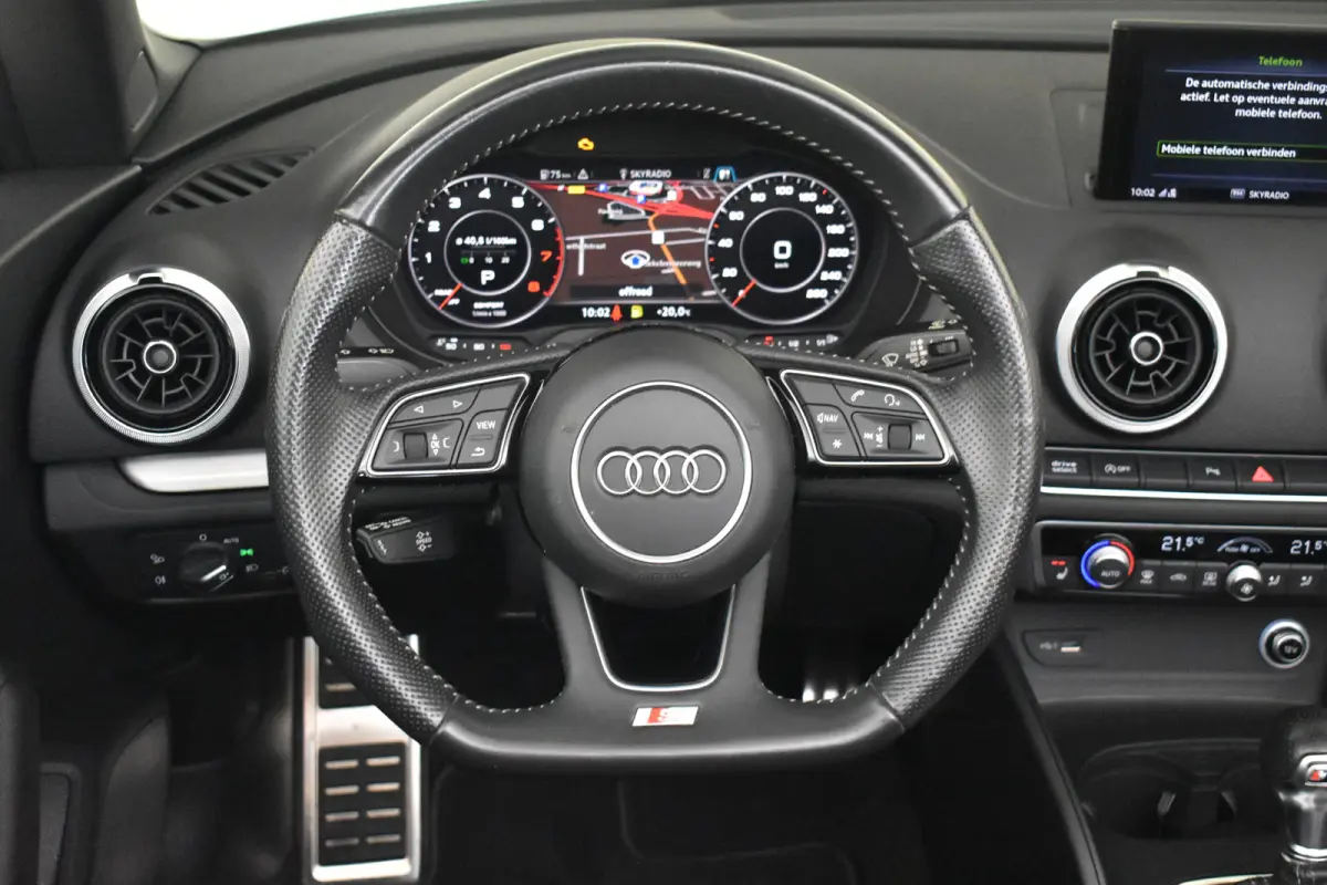 1.5 TFSI CoD Sport S Line Edition 150PK AUTO | Trekhaak | Achteruitrijcamera | Keyless | Dodehoek | Climate control | Stoelverwarming | Navi | LED | 18"LMV