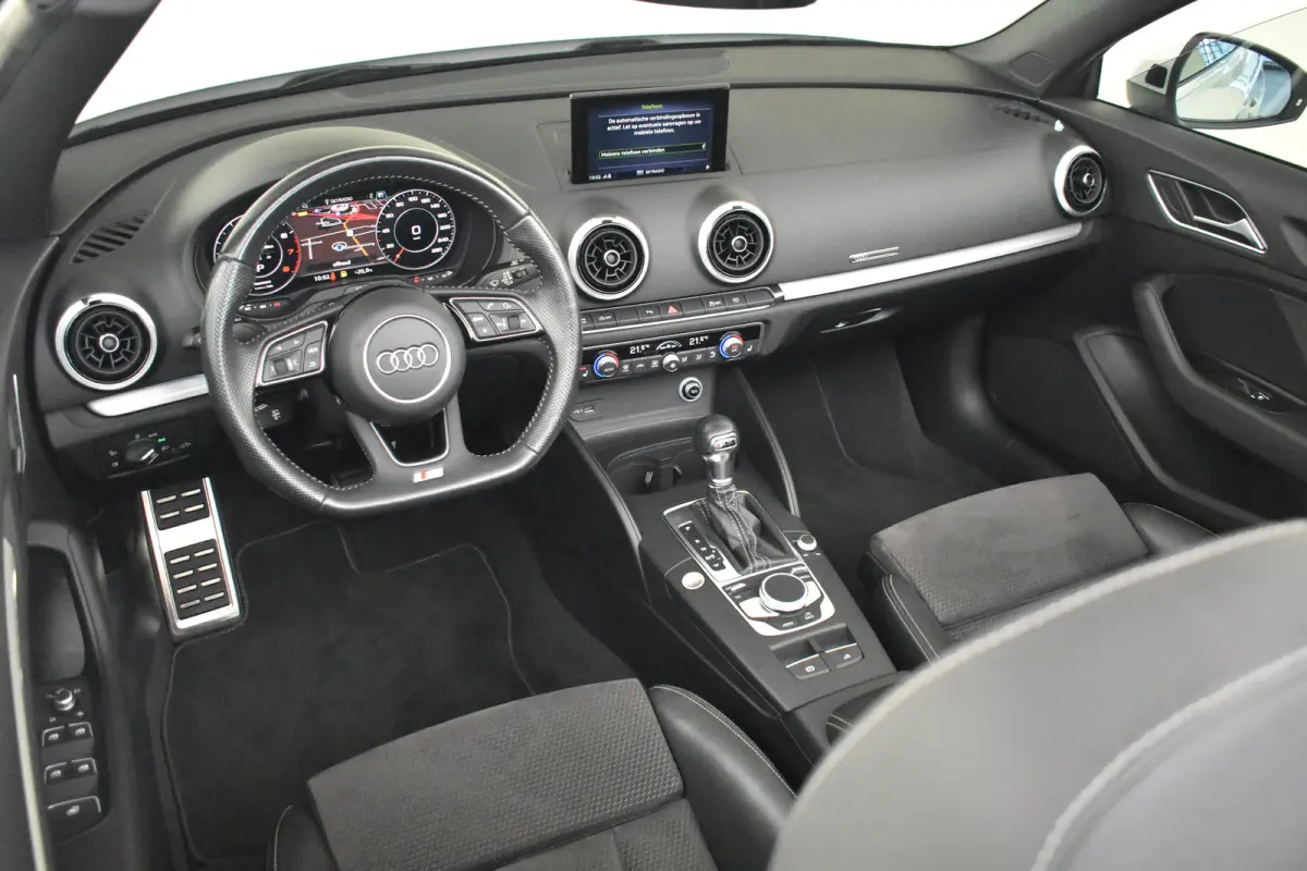 1.5 TFSI CoD Sport S Line Edition 150PK AUTO | Trekhaak | Achteruitrijcamera | Keyless | Dodehoek | Climate control | Stoelverwarming | Navi | LED | 18"LMV