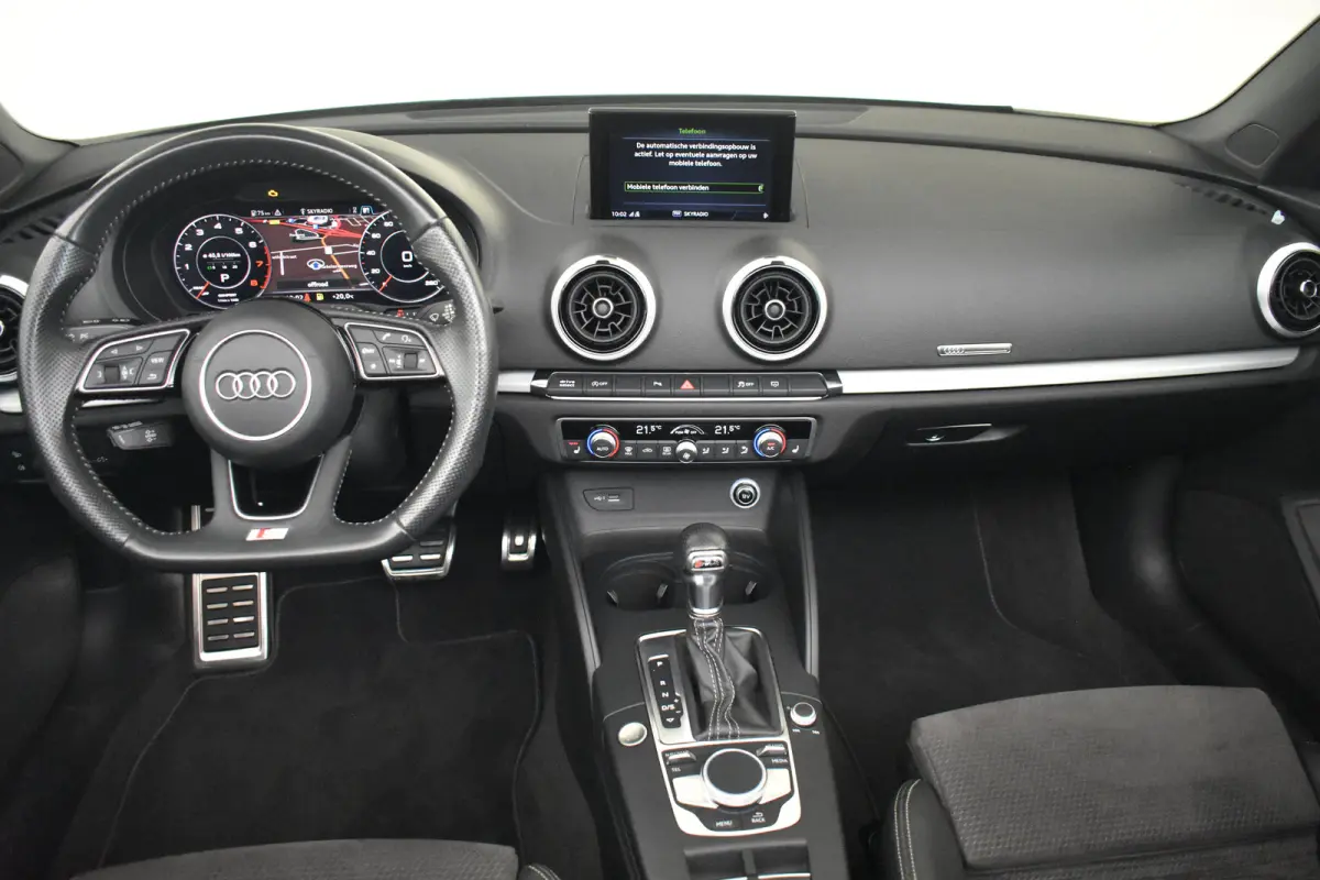1.5 TFSI CoD Sport S Line Edition 150PK AUTO | Trekhaak | Achteruitrijcamera | Keyless | Dodehoek | Climate control | Stoelverwarming | Navi | LED | 18"LMV