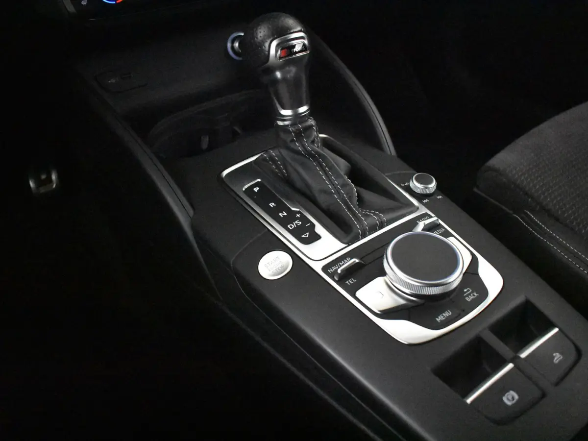 1.5 TFSI CoD Sport S Line Edition 150PK AUTO | Trekhaak | Achteruitrijcamera | Keyless | Dodehoek | Climate control | Stoelverwarming | Navi | LED | 18"LMV