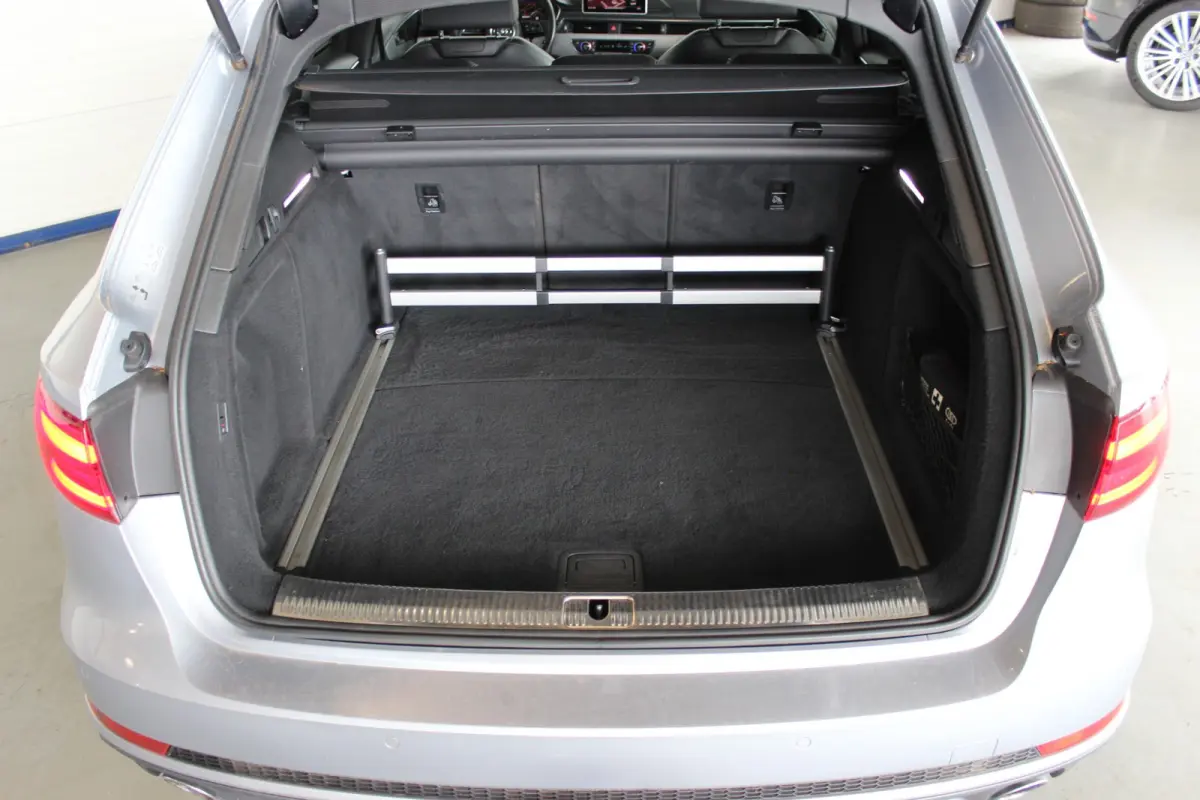 2.0 TFSI MHEV S-Line Edition Trekhaak | Pano | Stoelverw. | Keyless | Virtual Cockpit | Adapt. Cruise | Navi | Bluetooth | LED | 18" LMV | PDC V+A