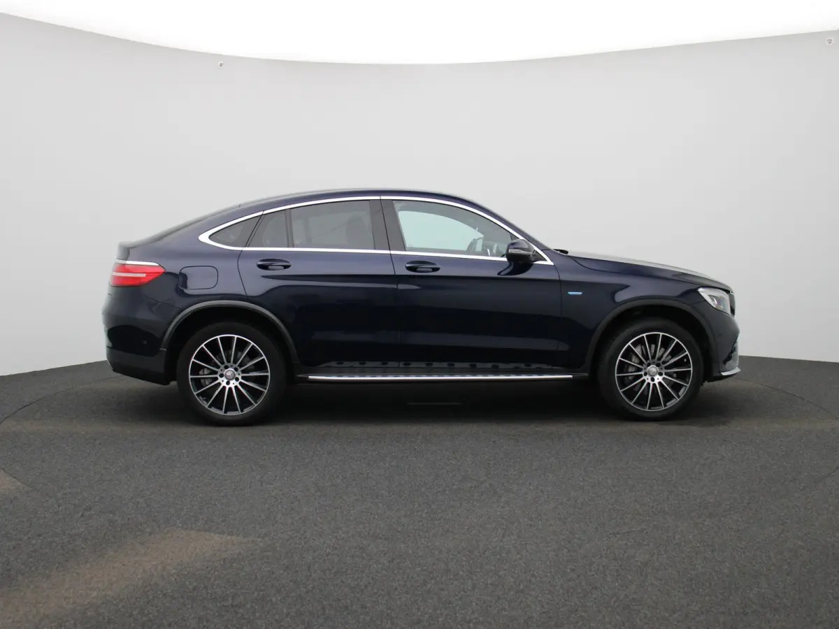 350e 4MATIC Business Solution AMG | Achteruitrijcamera | Cruise Control | Parkeersensoren | Stoelverwarming |