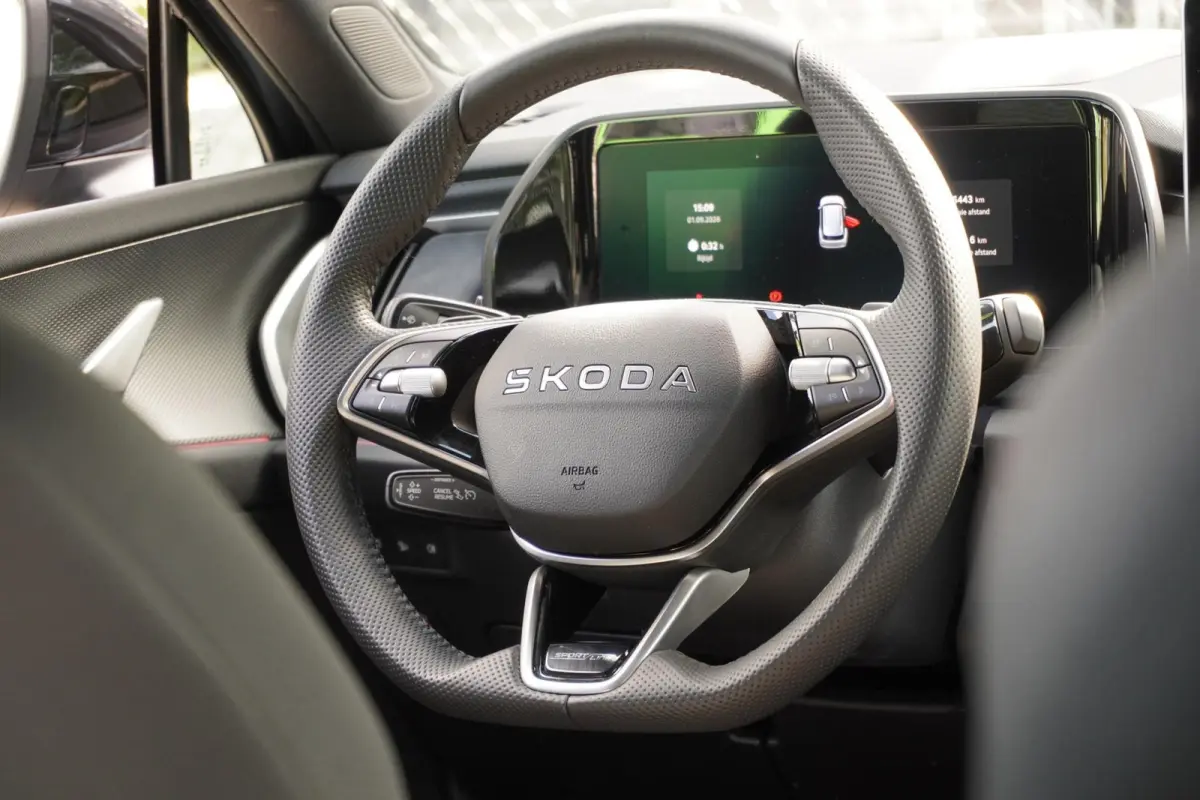 1.5 TSI 204pk PHEV Sportline Business | Trekhaak | Head-up | Adaptief Onderstel