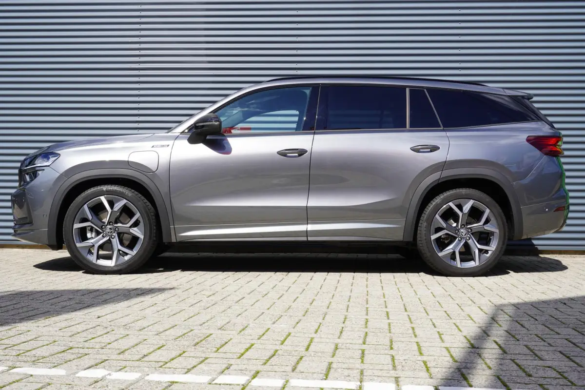 1.5 TSI 204pk PHEV Sportline Business | Trekhaak | Head-up | Adaptief Onderstel