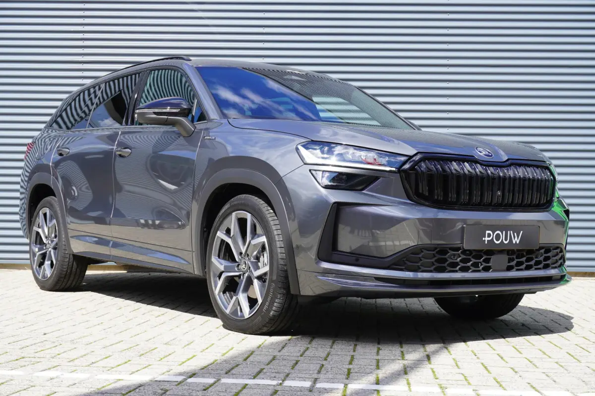 1.5 TSI 204pk PHEV Sportline Business | Trekhaak | Head-up | Adaptief Onderstel