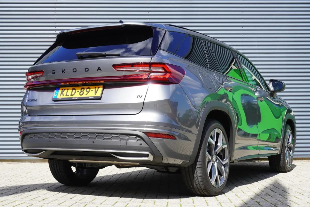 1.5 TSI 204pk PHEV Sportline Business | Trekhaak | Head-up | Adaptief Onderstel