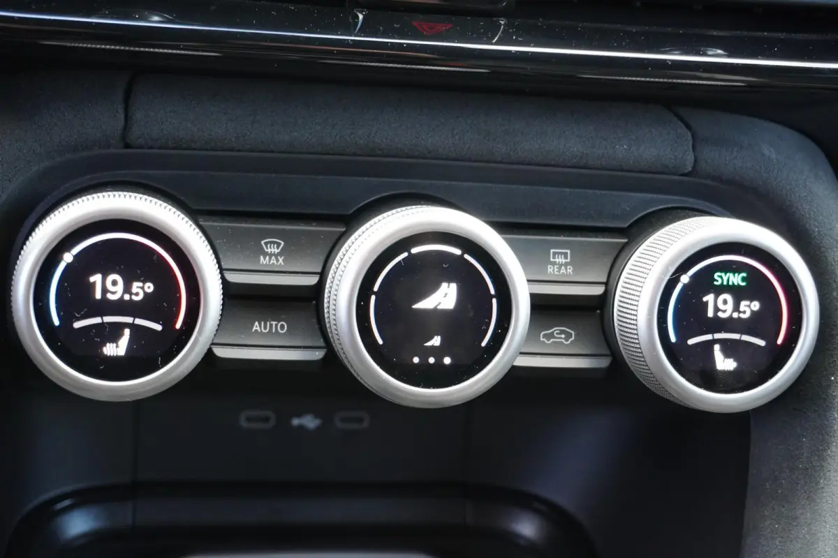 1.5 TSI 204pk PHEV Sportline Business | Trekhaak | Head-up | Adaptief Onderstel