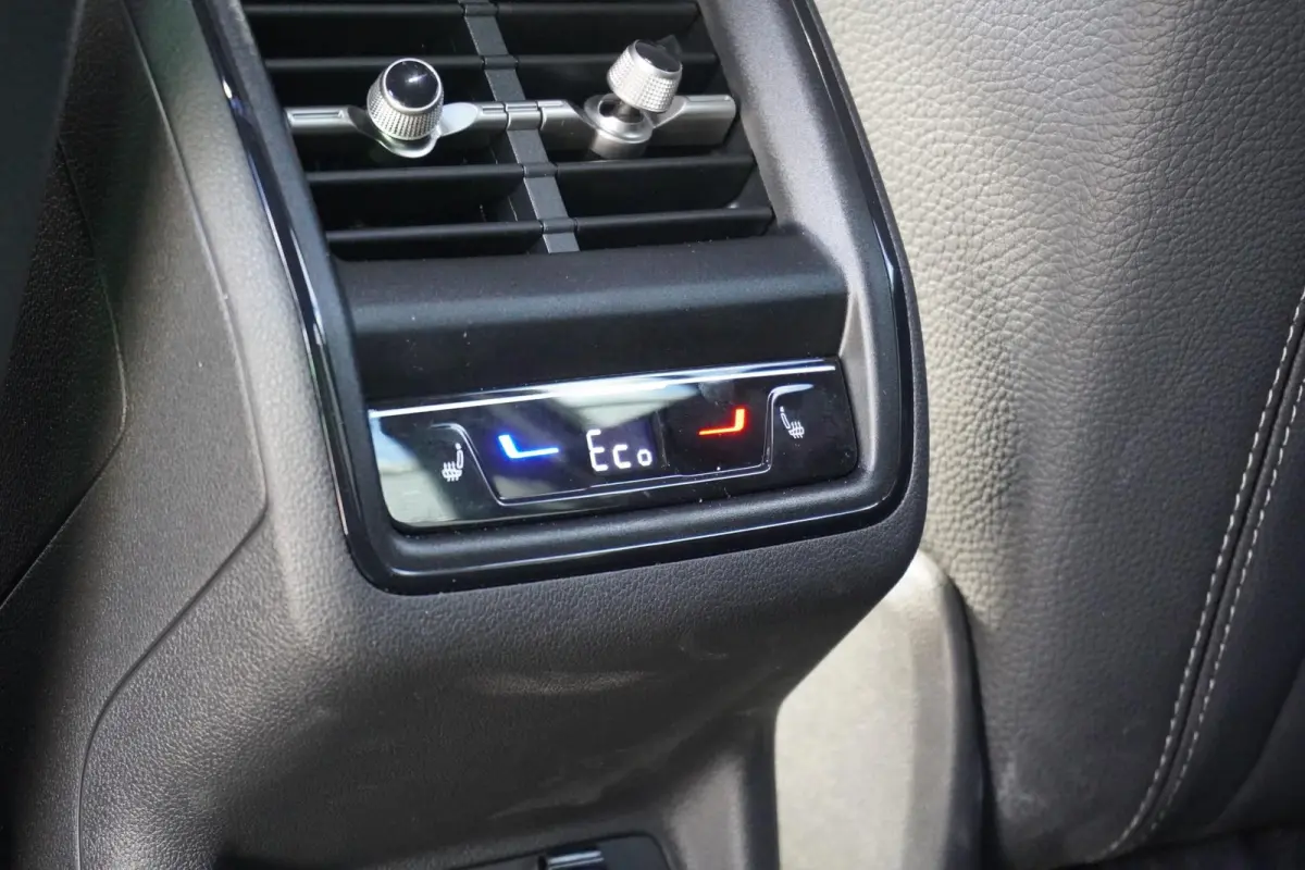 1.5 TSI 204pk PHEV Sportline Business | Trekhaak | Head-up | Adaptief Onderstel