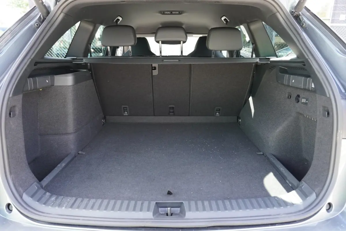 1.5 TSI 204pk PHEV Sportline Business | Trekhaak | Head-up | Adaptief Onderstel