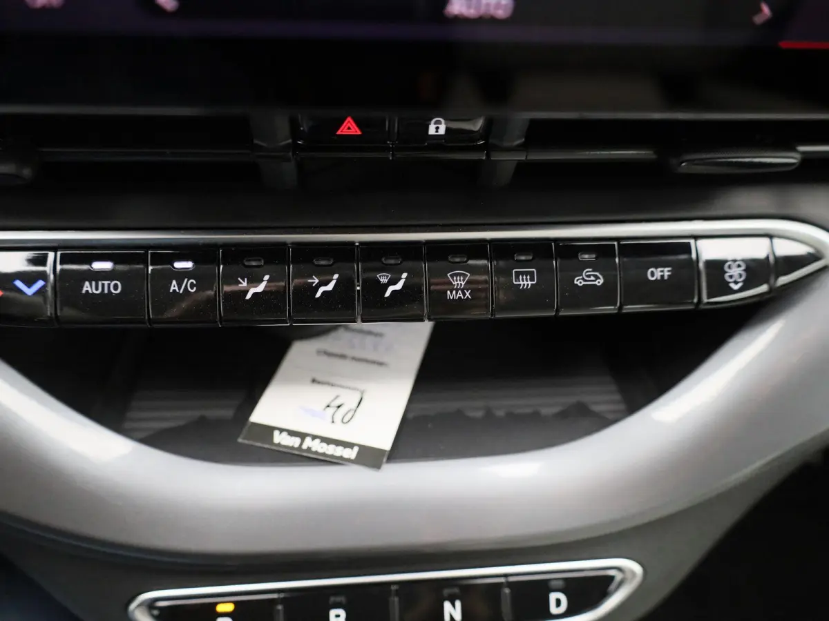 500e 42 kWh La Prima by Bocelli | CLIMATE CONTROL | NAVIGATIE | ADAPTIEF CRUISECONTROL | CAMERA | PARKEERSENSOREN | LEDER |