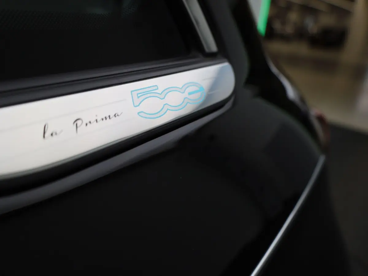 500e 42 kWh La Prima by Bocelli | CLIMATE CONTROL | NAVIGATIE | ADAPTIEF CRUISECONTROL | CAMERA | PARKEERSENSOREN | LEDER |