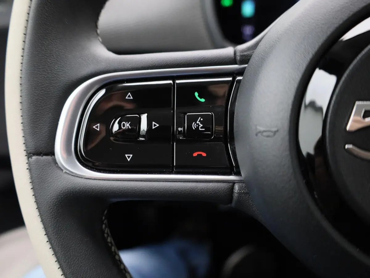 500e 42 kWh La Prima by Bocelli | CLIMATE CONTROL | NAVIGATIE | ADAPTIEF CRUISECONTROL | CAMERA | PARKEERSENSOREN | LEDER |