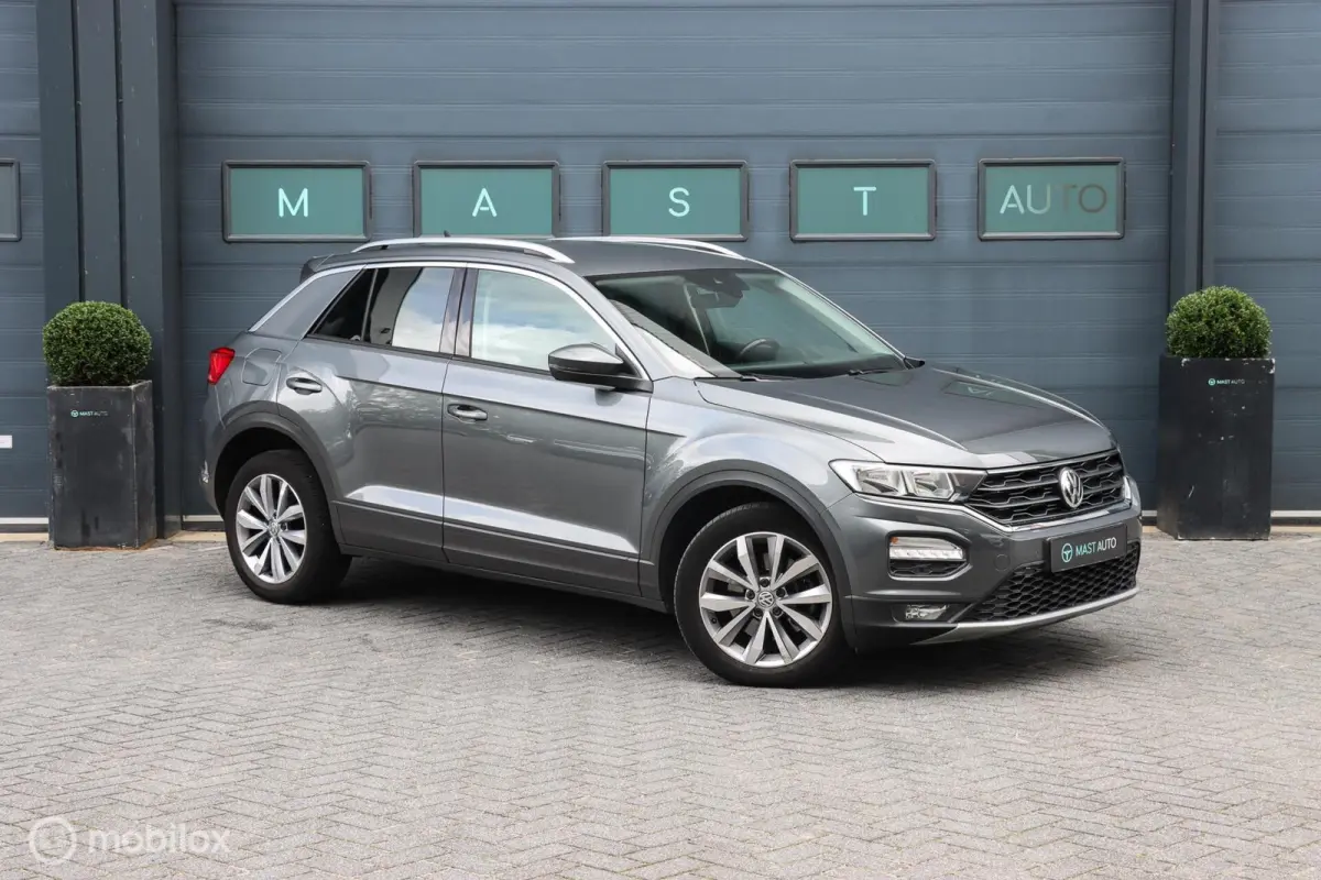 1.0 TSI Style|VIRTUAL|CAMERA|CARPLAY|NAP