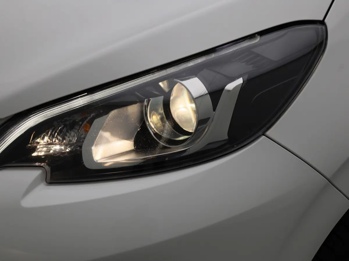 1.0 e-VTi Active | AIRCO |