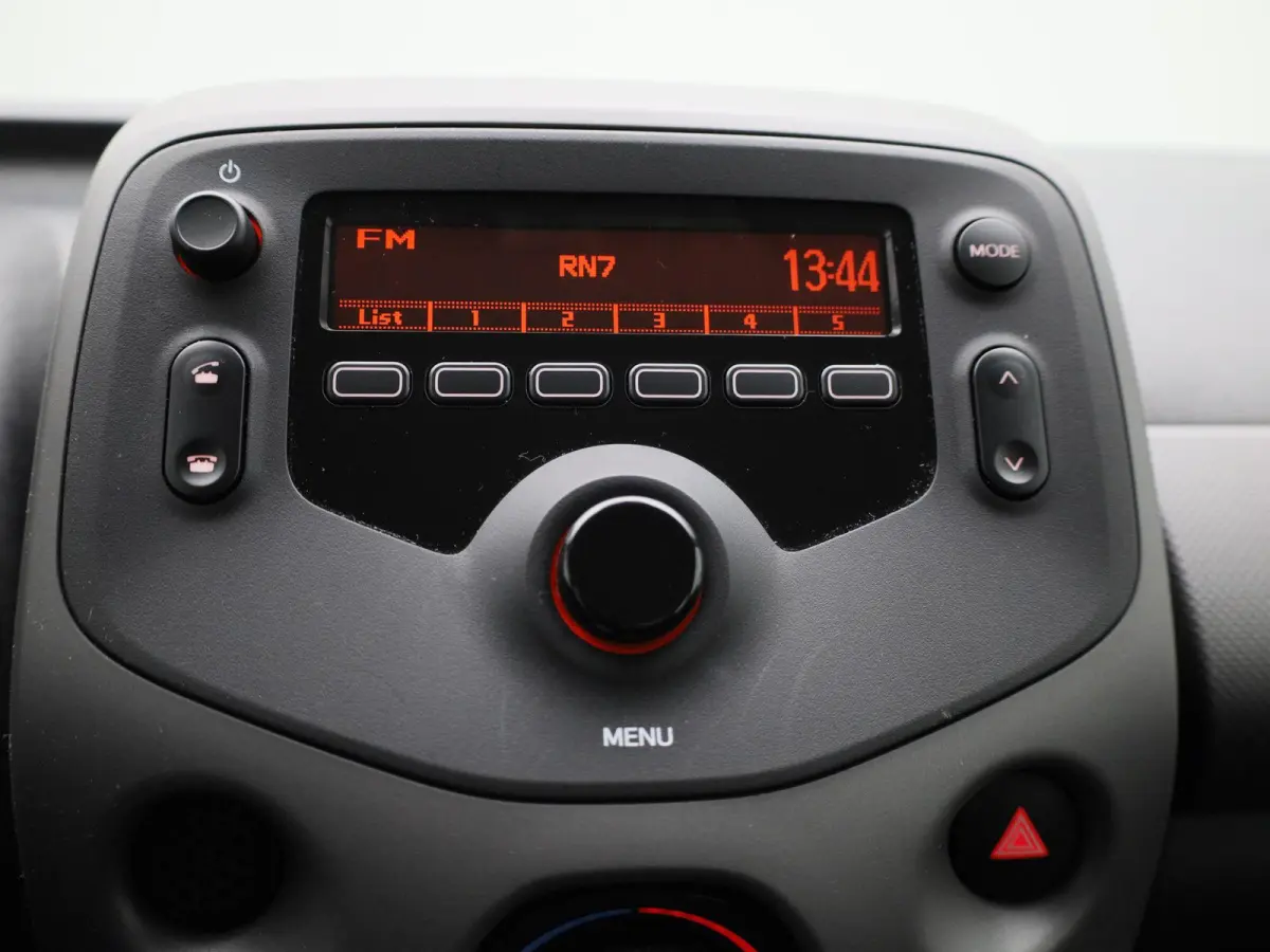 1.0 e-VTi Active | AIRCO |