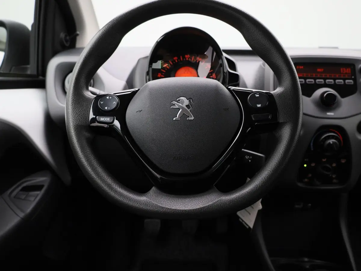 1.0 e-VTi Active | AIRCO |