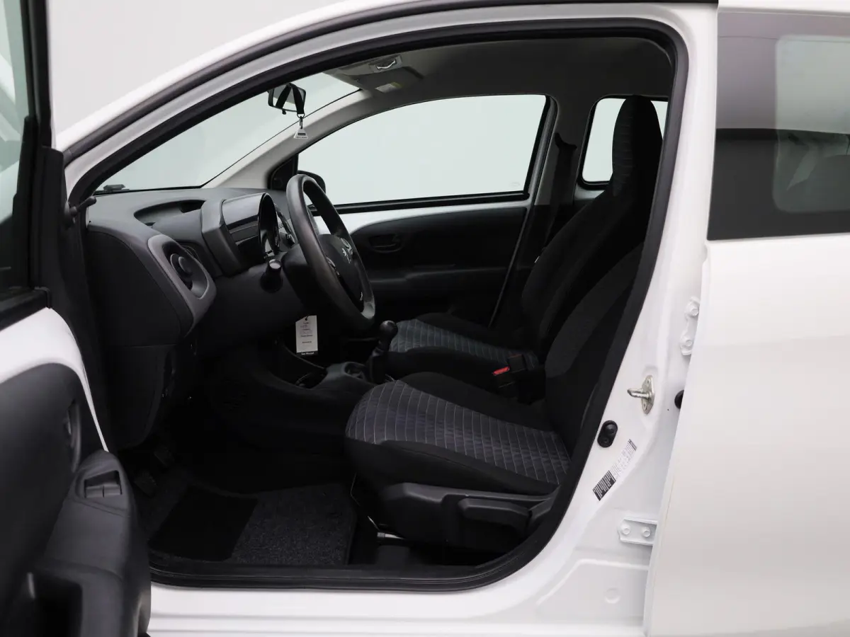 1.0 e-VTi Active | AIRCO |