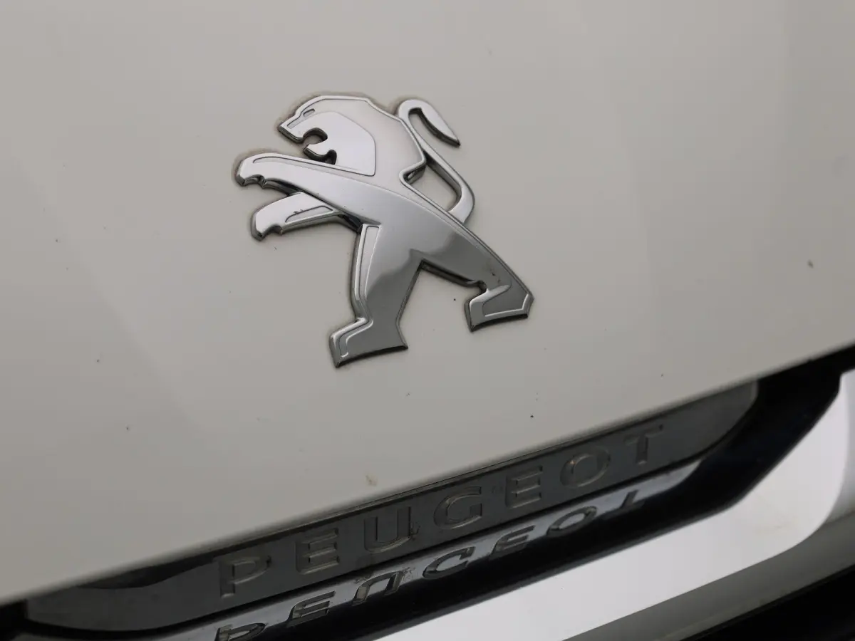 1.0 e-VTi Active | AIRCO |
