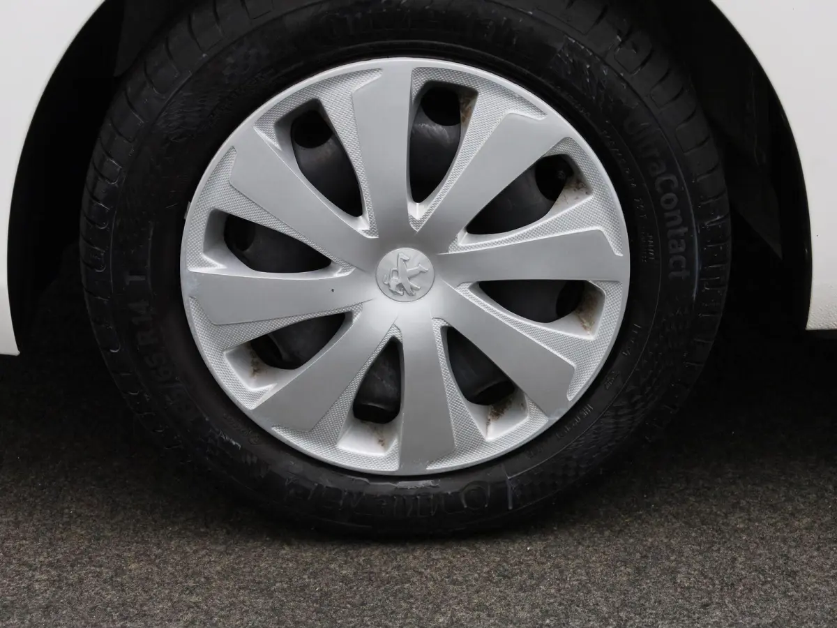 1.0 e-VTi Active | AIRCO |