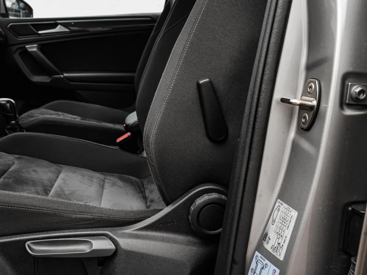 2.0 TDI 150 PK DSG 4Motion Highline | Virtual Cockpit | Trekhaak 2.500 kg | ACC | LED | Navigatie | Apple CarPlay/Android Auto | Sfeerverlichting | 19"