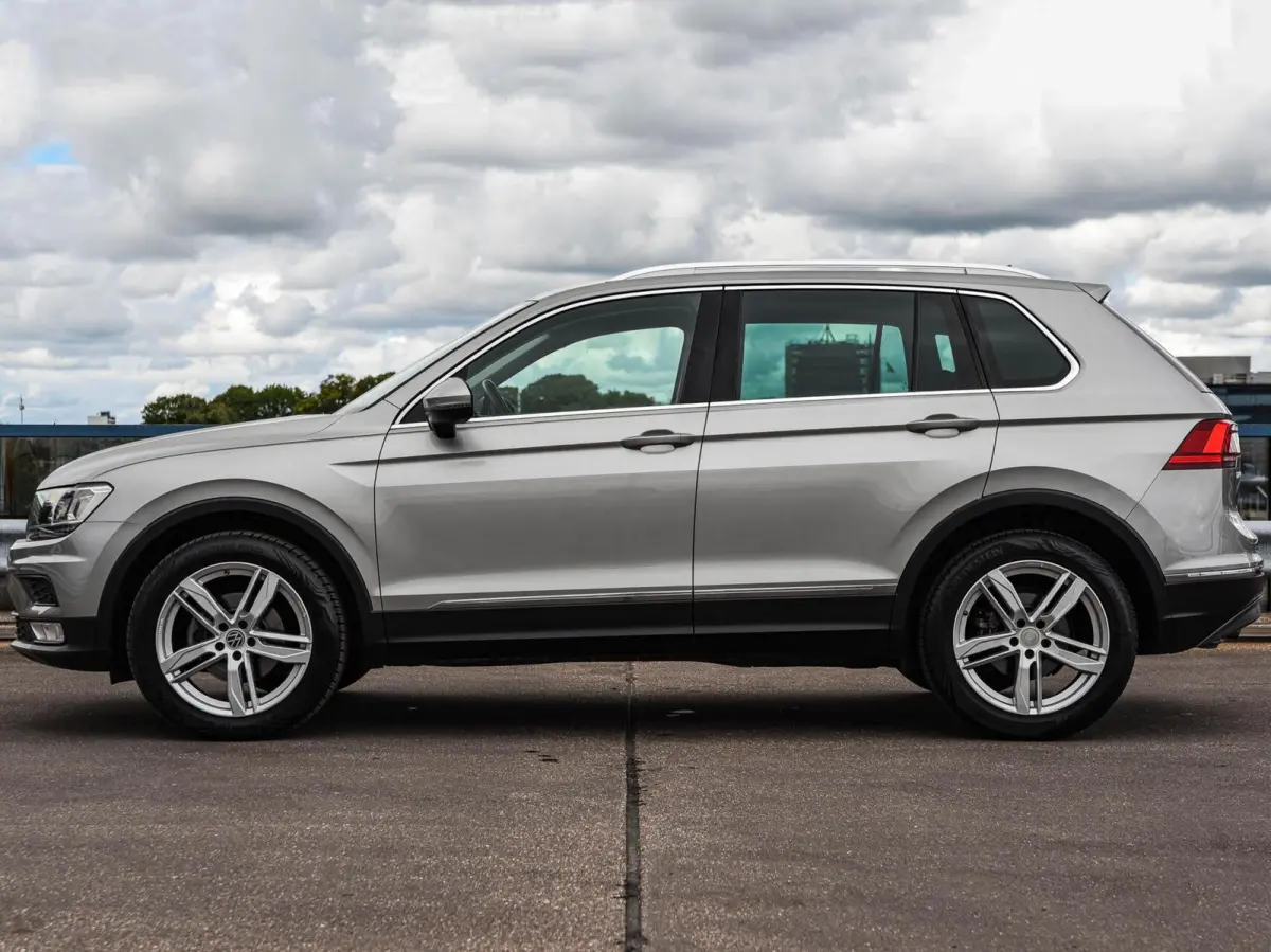 2.0 TDI 150 PK DSG 4Motion Highline | Virtual Cockpit | Trekhaak 2.500 kg | ACC | LED | Navigatie | Apple CarPlay/Android Auto | Sfeerverlichting | 19"