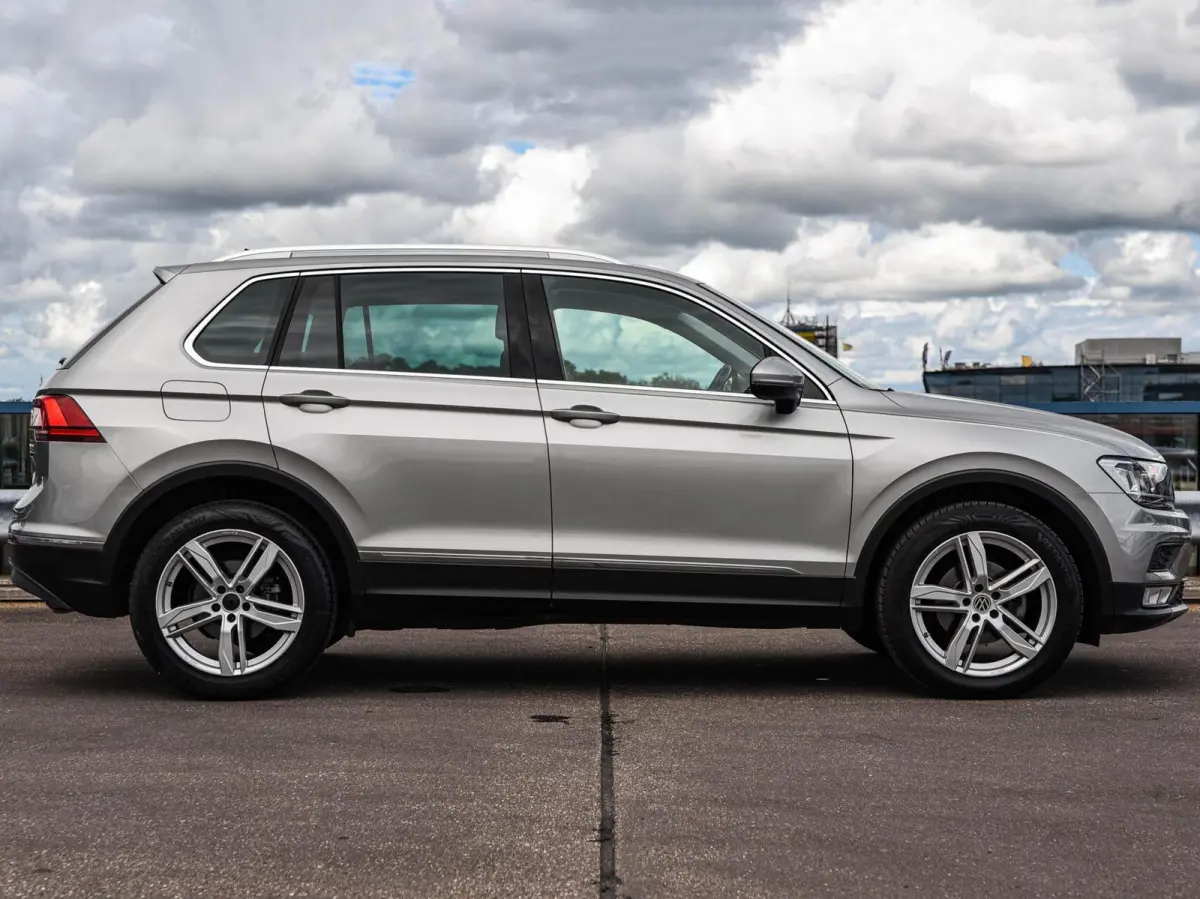 2.0 TDI 150 PK DSG 4Motion Highline | Virtual Cockpit | Trekhaak 2.500 kg | ACC | LED | Navigatie | Apple CarPlay/Android Auto | Sfeerverlichting | 19"