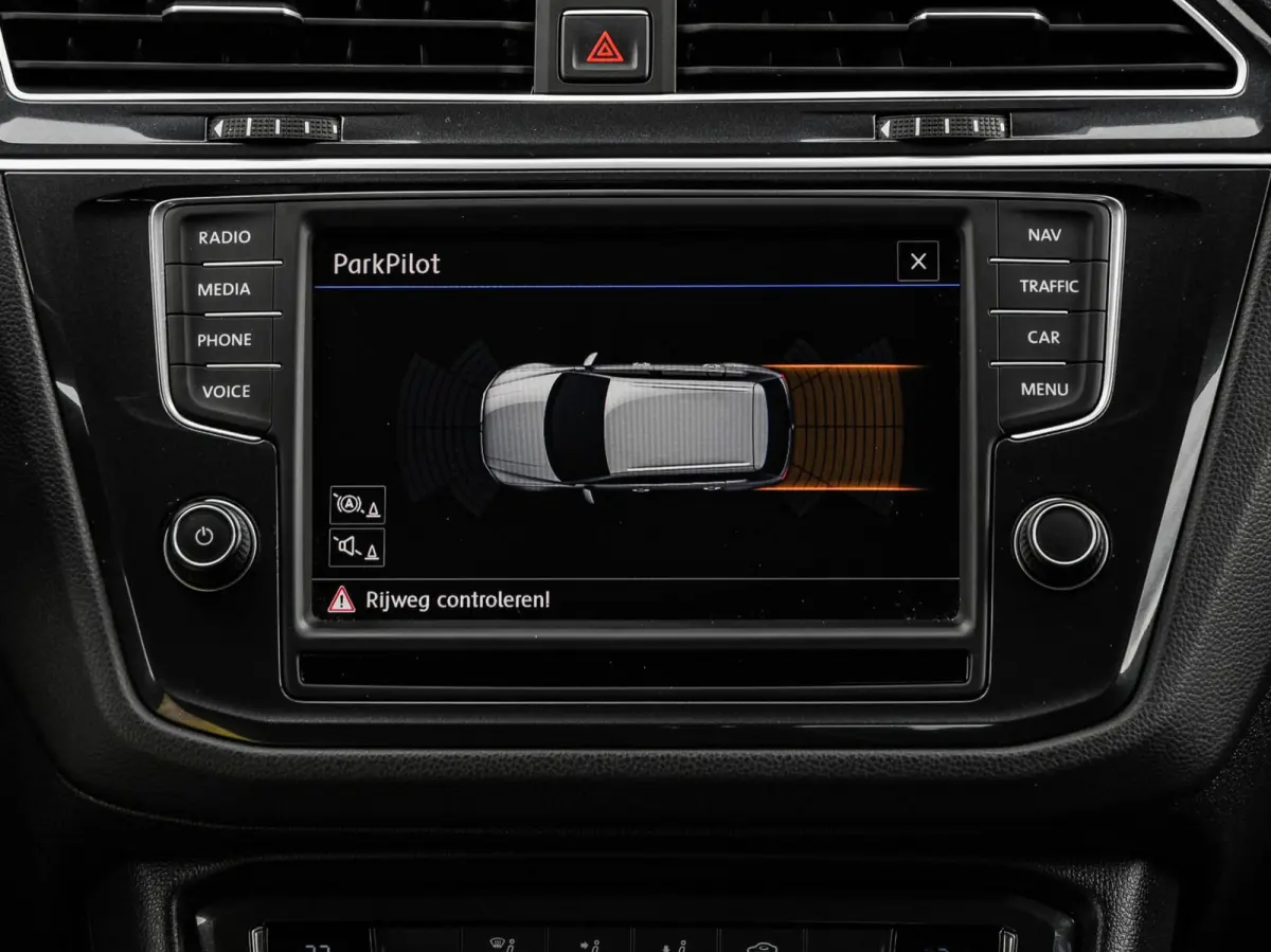 2.0 TDI 150 PK DSG 4Motion Highline | Virtual Cockpit | Trekhaak 2.500 kg | ACC | LED | Navigatie | Apple CarPlay/Android Auto | Sfeerverlichting | 19"