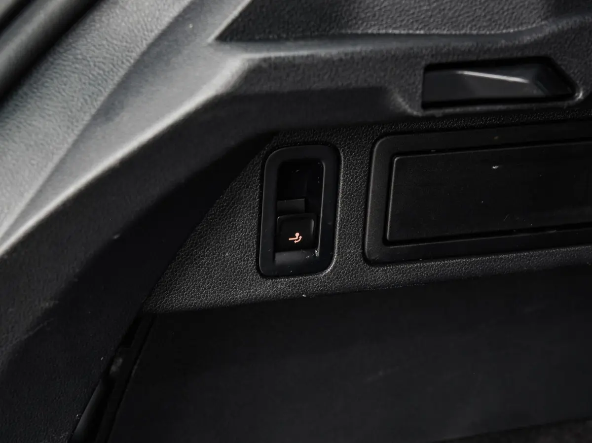 2.0 TDI 150 PK DSG 4Motion Highline | Virtual Cockpit | Trekhaak 2.500 kg | ACC | LED | Navigatie | Apple CarPlay/Android Auto | Sfeerverlichting | 19"