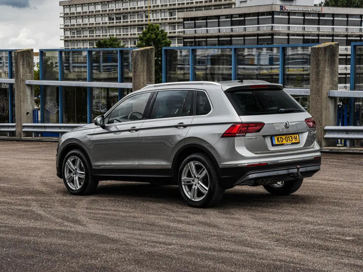 2.0 TDI 150 PK DSG 4Motion Highline | Virtual Cockpit | Trekhaak 2.500 kg | ACC | LED | Navigatie | Apple CarPlay/Android Auto | Sfeerverlichting | 19"