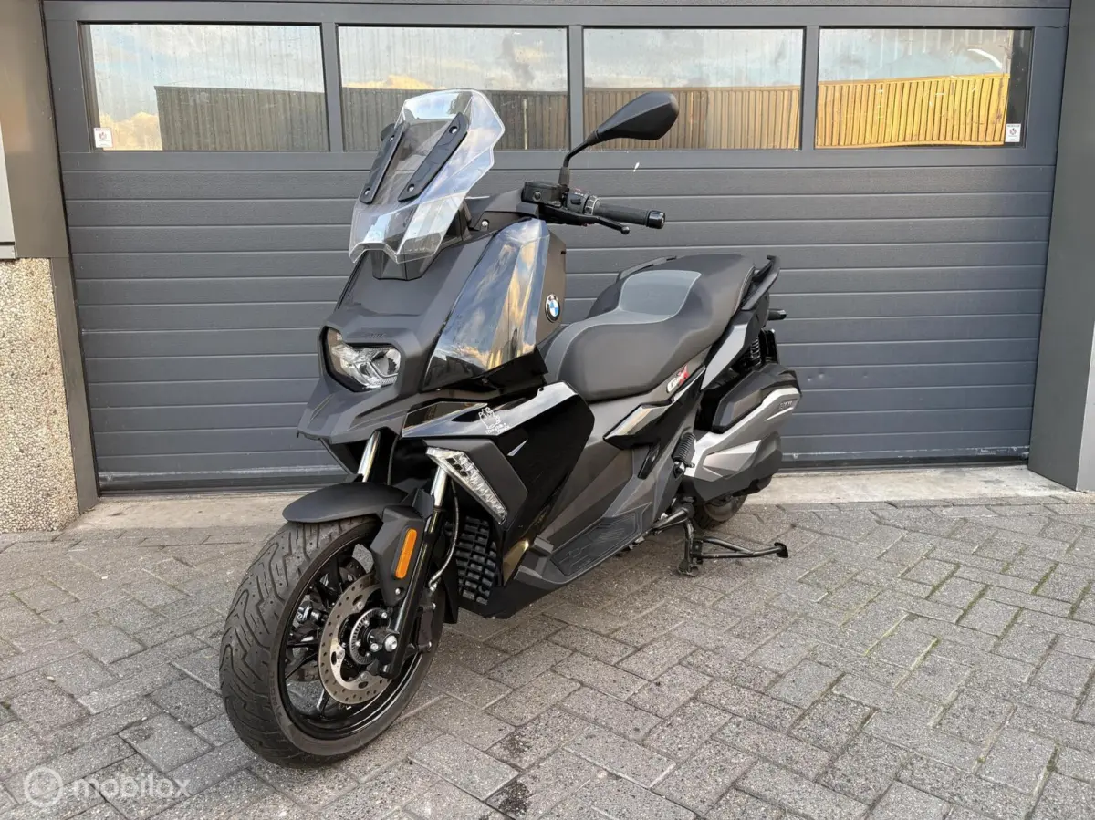 BMW C 400 X leasen