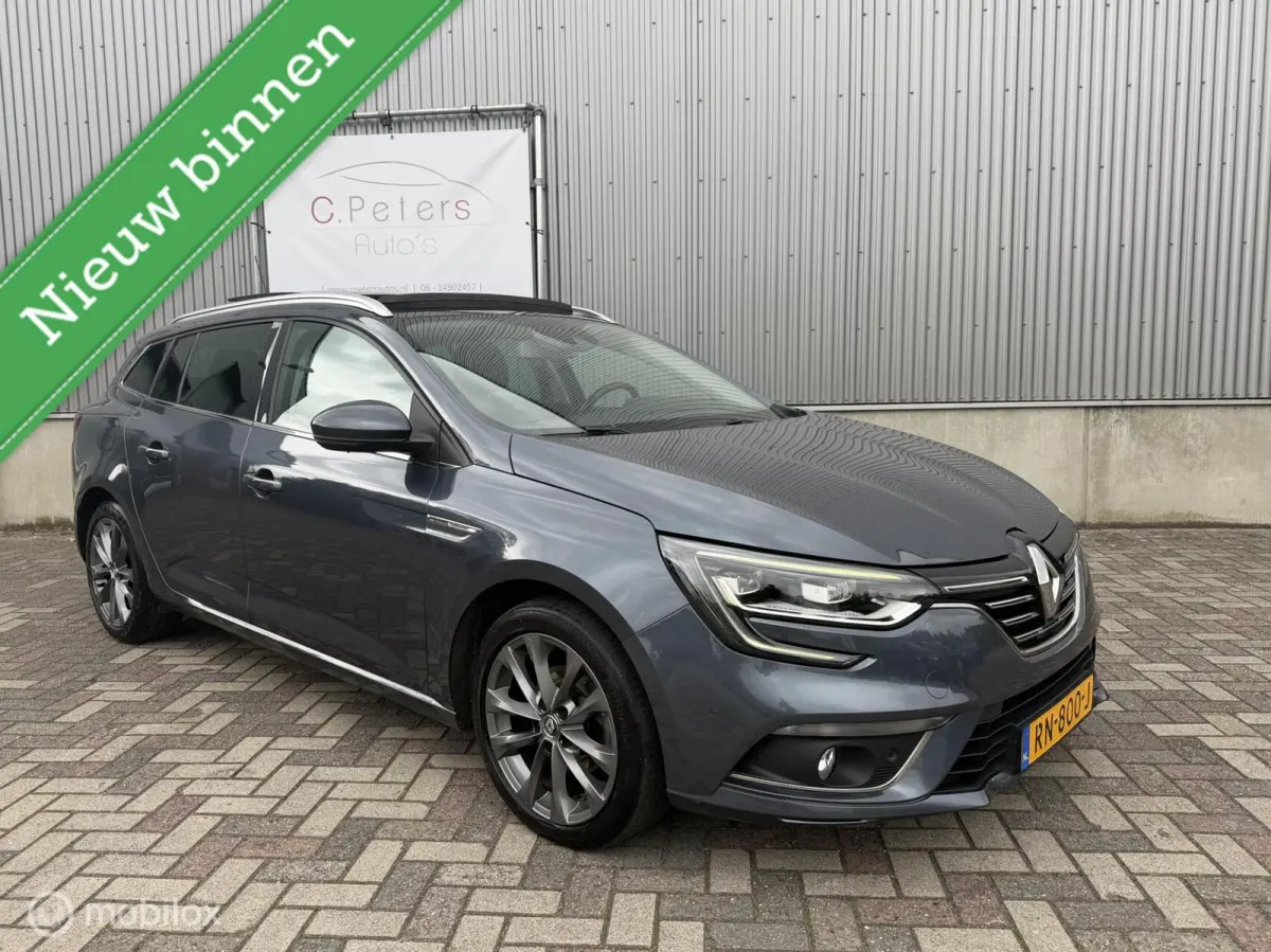 1.5 dCi Automaat Série Signature Exclusiv 2018 / Panoramadak / Leer / Trekhaak / Massage / Camera / 2e eigenaar NAP