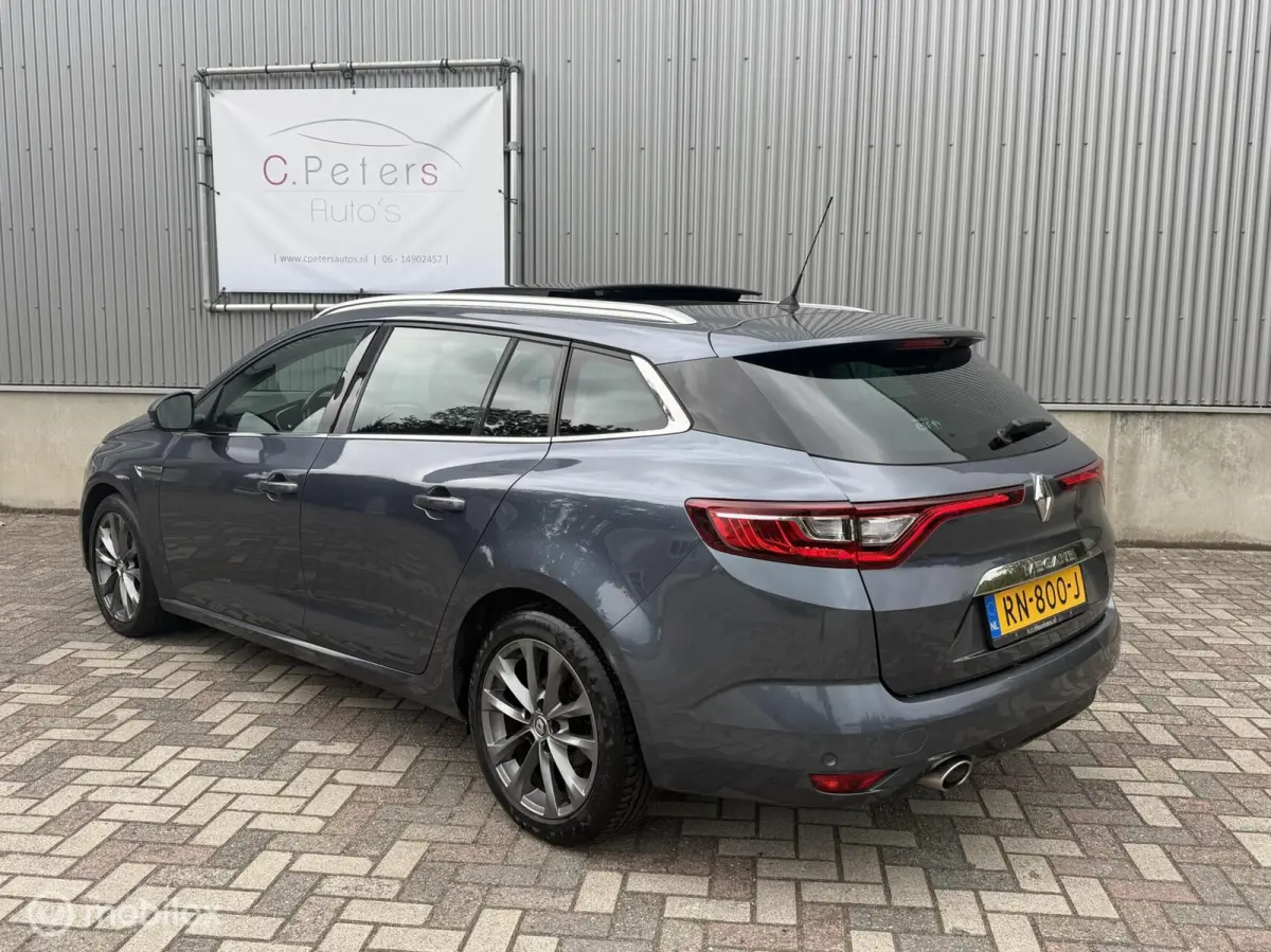 1.5 dCi Automaat Série Signature Exclusiv 2018 / Panoramadak / Leer / Trekhaak / Massage / Camera / 2e eigenaar NAP