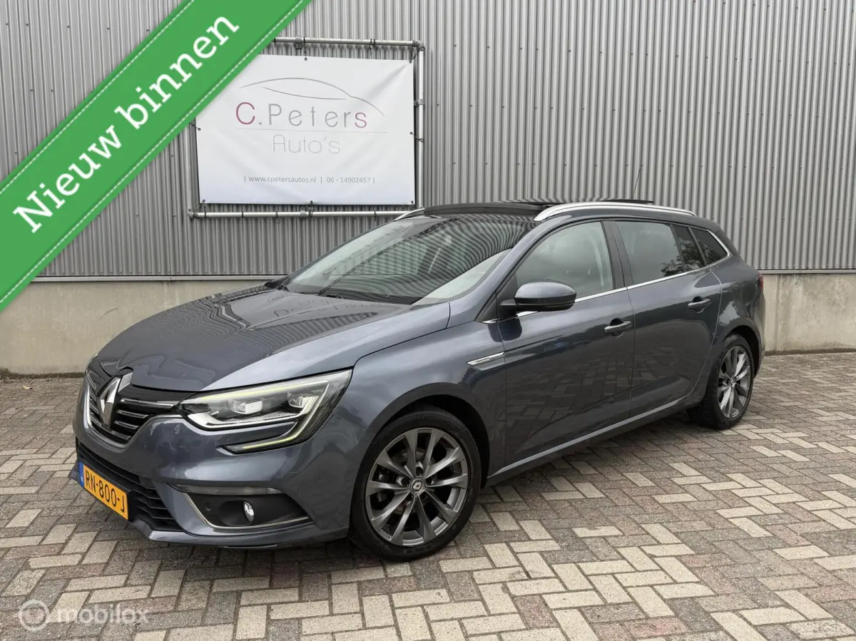1.5 dCi Automaat Série Signature Exclusiv 2018 / Panoramadak / Leer / Trekhaak / Massage / Camera / 2e eigenaar NAP