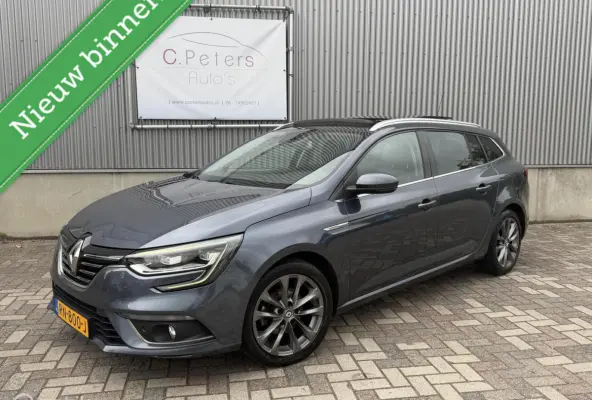 1.5 dCi Automaat Série Signature Exclusiv 2018 / Panoramadak / Leer / Trekhaak / Massage / Camera / 2e eigenaar NAP